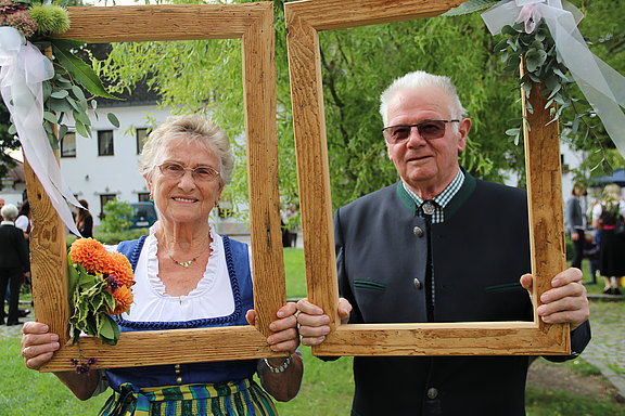 Katharina_und_Helmut_Holl.JPG